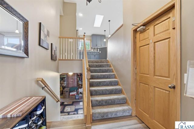 961 Ivy Hills Road, Belle Plaine, MN 56011