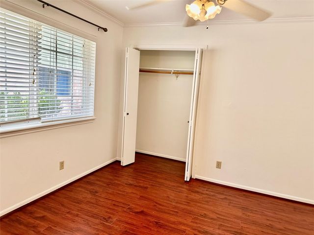 10902 Olympia Drive, Houston, TX 77042