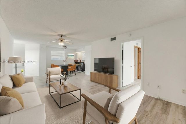 2608 SE 19th Ct 204-A, Homestead, FL 33035
