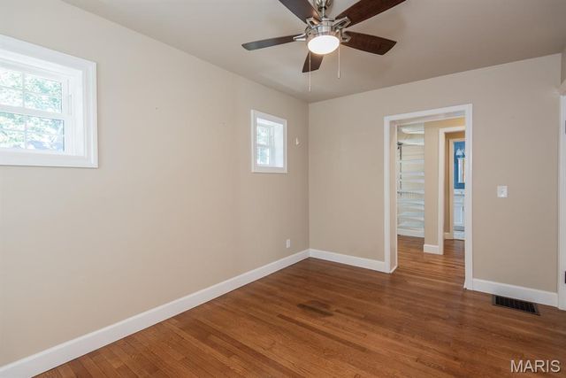 7420 Richmond Place, Maplewood, MO 63143