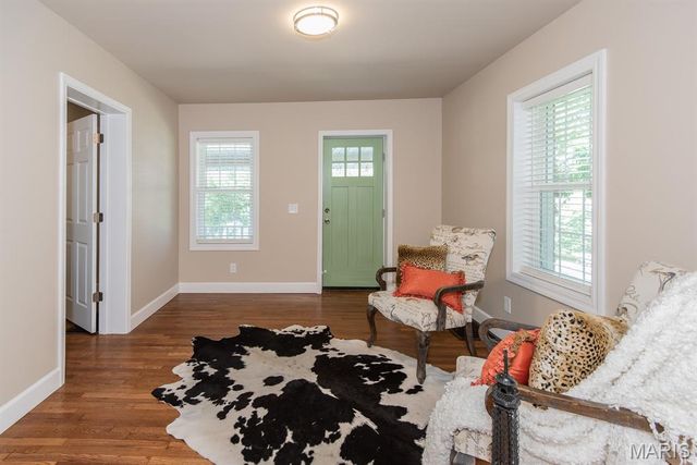 7420 Richmond Place, Maplewood, MO 63143