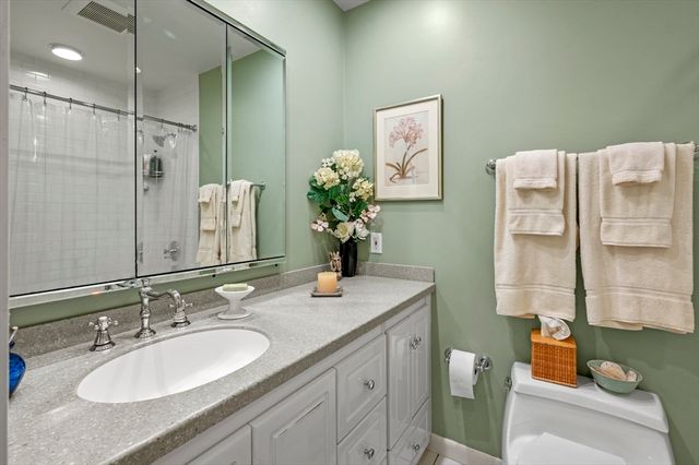 9 Skinner's Path 9, Marblehead, MA 01945