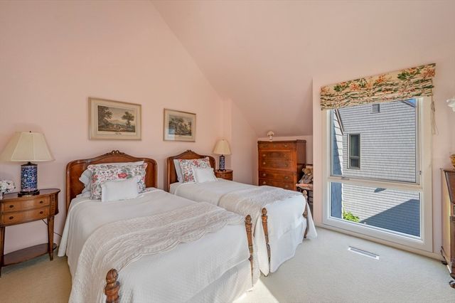 9 Skinner's Path 9, Marblehead, MA 01945