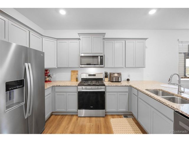 28274 E 8th Pl, Watkins, CO 80137