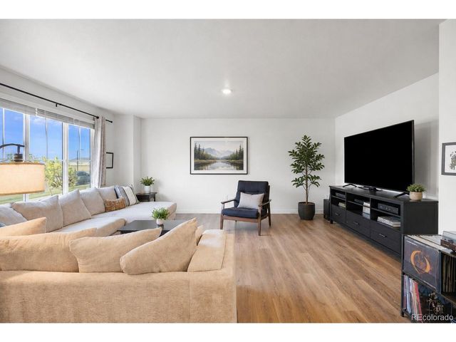 28274 E 8th Pl, Watkins, CO 80137