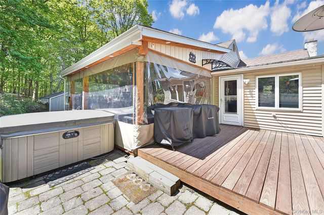94 Randall Street, Florida, NY 10921