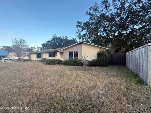 5496 LA MOYA Avenue, Jacksonville, FL 32210