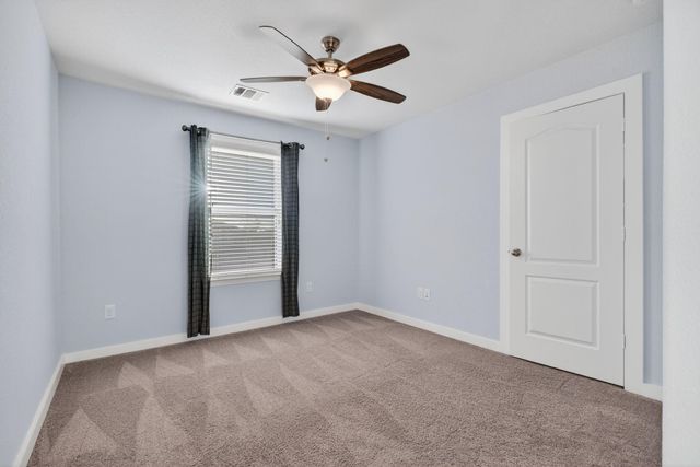 157 Firethorn DR, Buda, TX 78610