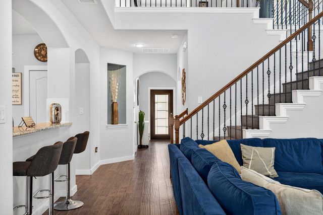 157 Firethorn DR, Buda, TX 78610