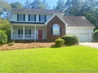 6899 S Staff Road S, Fayetteville, NC 28306