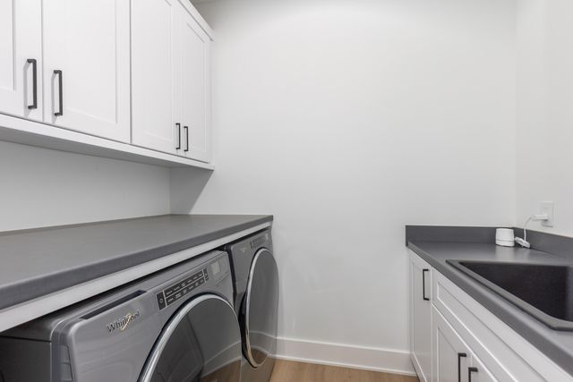 215 Gehl Avenue SW, Walker, MI 49534