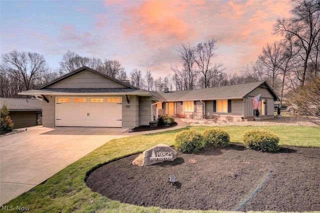 19825 Deer Run Lane, Strongsville, OH 44149