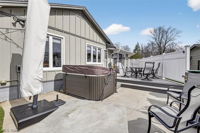 19825 Deer Run Lane, Strongsville, OH 44149