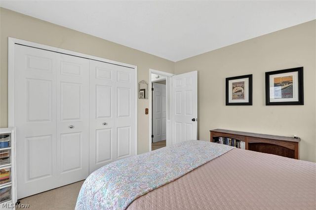 19825 Deer Run Lane, Strongsville, OH 44149