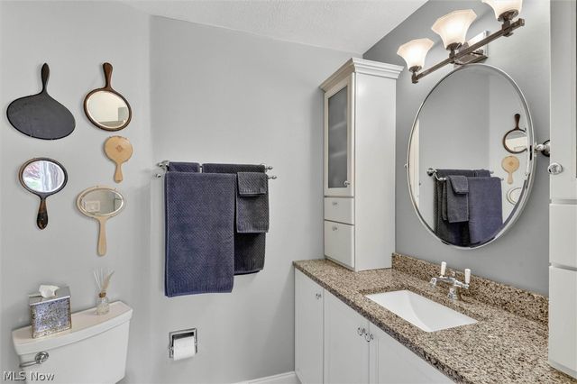 19825 Deer Run Lane, Strongsville, OH 44149