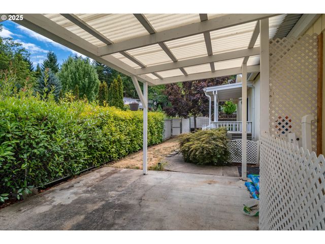 150 KIMBERLY Way, Canyonville, OR 97417