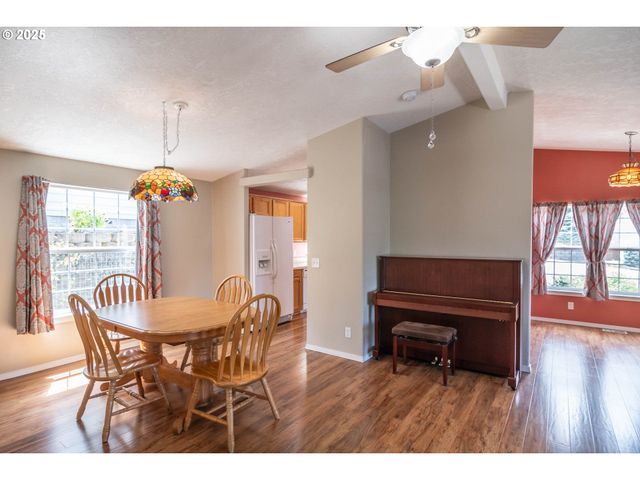 150 KIMBERLY Way, Canyonville, OR 97417