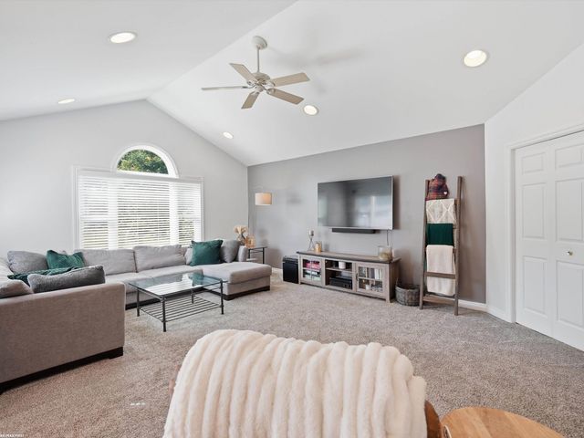 39775 Memory Lane, Harrison Twp, MI 48045