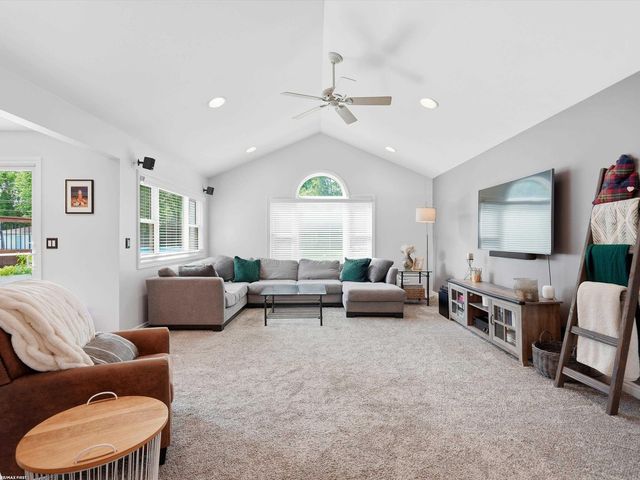 39775 Memory Lane, Harrison Twp, MI 48045