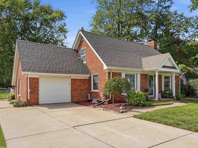 39775 Memory Lane, Harrison Twp, MI 48045