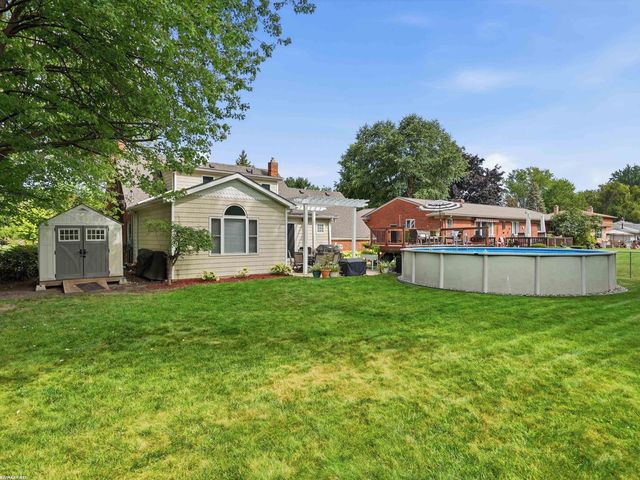 39775 Memory Lane, Harrison Twp, MI 48045