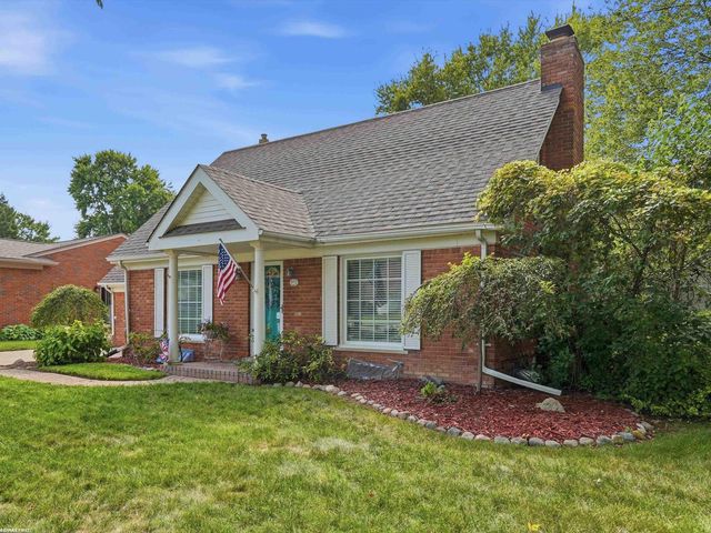 39775 Memory Lane, Harrison Twp, MI 48045