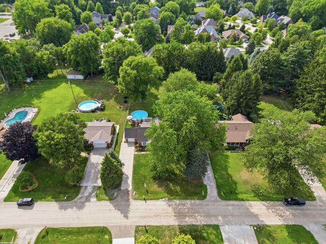 39775 Memory Lane, Harrison Twp, MI 48045