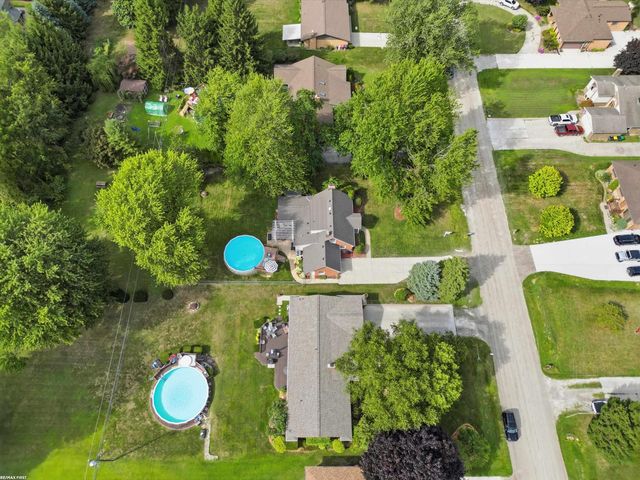 39775 Memory Lane, Harrison Twp, MI 48045
