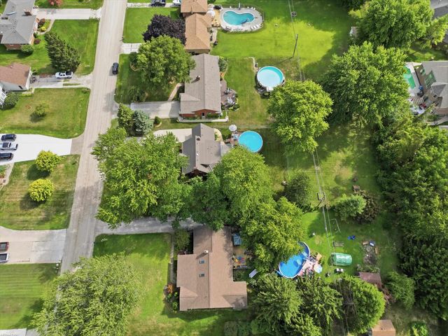 39775 Memory Lane, Harrison Twp, MI 48045