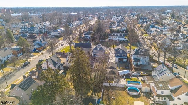 837 Park Ave, Elizabeth City, NJ 07208