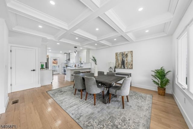 837 Park Ave, Elizabeth City, NJ 07208