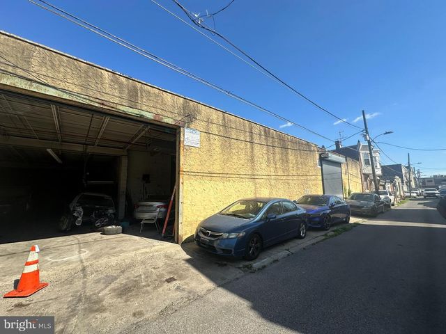 4830-40 N FRONT ST, Philadelphia, PA 19120