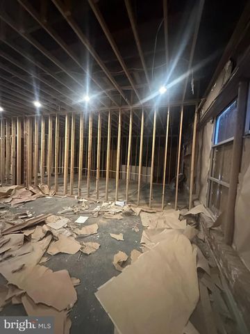 4830-40 N FRONT ST, Philadelphia, PA 19120