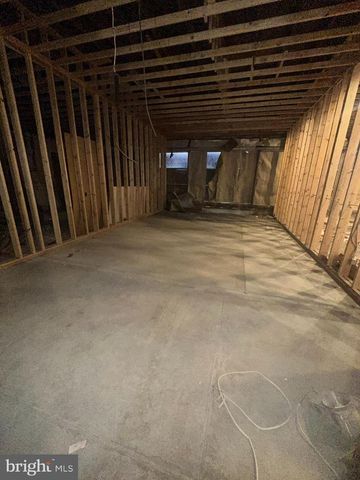 4830-40 N FRONT ST, Philadelphia, PA 19120