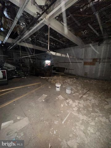 4830-40 N FRONT ST, Philadelphia, PA 19120