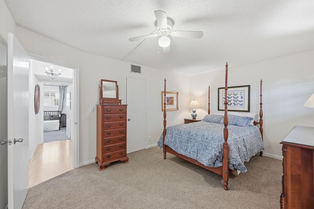 670 Tennis Club Drive 303, Fort Lauderdale, FL 33311