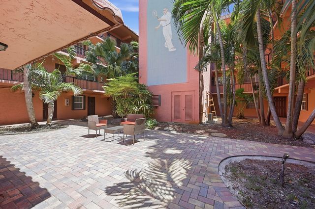 670 Tennis Club Drive 303, Fort Lauderdale, FL 33311