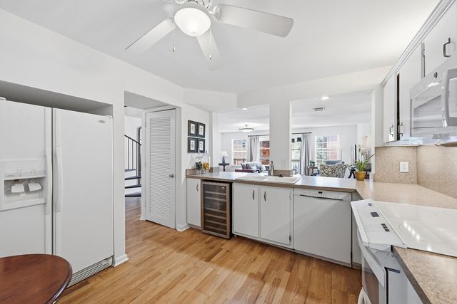 670 Tennis Club Drive 303, Fort Lauderdale, FL 33311