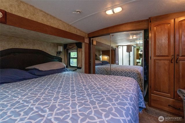 151 E Hillside Drive, Belfair, WA 98528