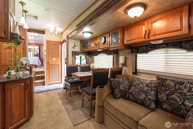 151 E Hillside Drive, Belfair, WA 98528