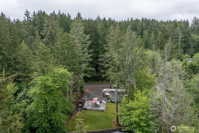 151 E Hillside Drive, Belfair, WA 98528