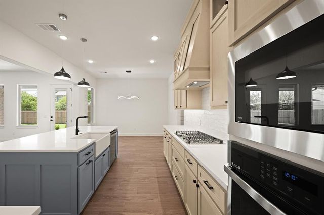 2812 Astor Drive, Norman, OK 73072