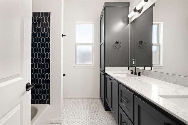 2812 Astor Drive, Norman, OK 73072