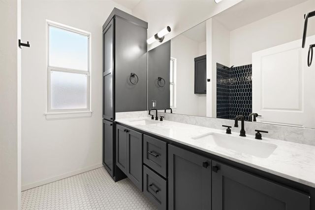 2812 Astor Drive, Norman, OK 73072