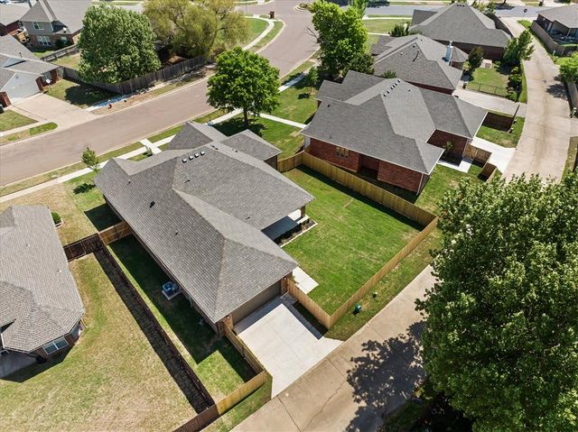 2812 Astor Drive, Norman, OK 73072