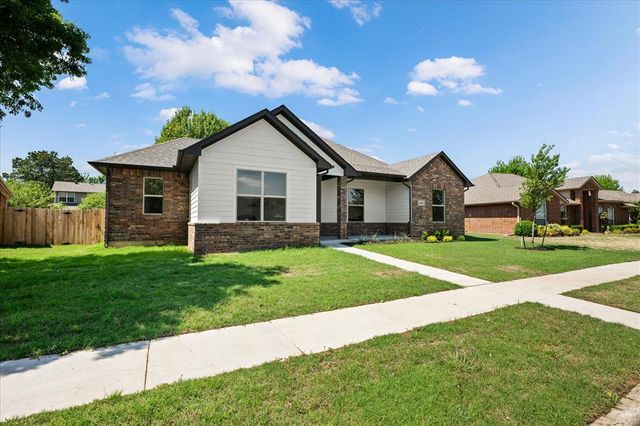 2812 Astor Drive, Norman, OK 73072