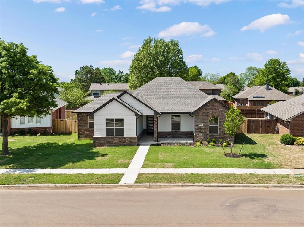 2812 Astor Drive, Norman, OK 73072