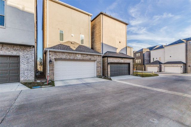 2205 Fort Bliss Street, Mesquite, TX 75149