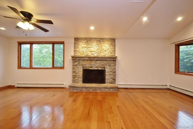 24 Lake Avenue, Monroe, NY 10950