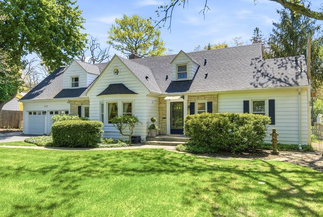 355 Oakdale Avenue, Lake Forest, IL 60045